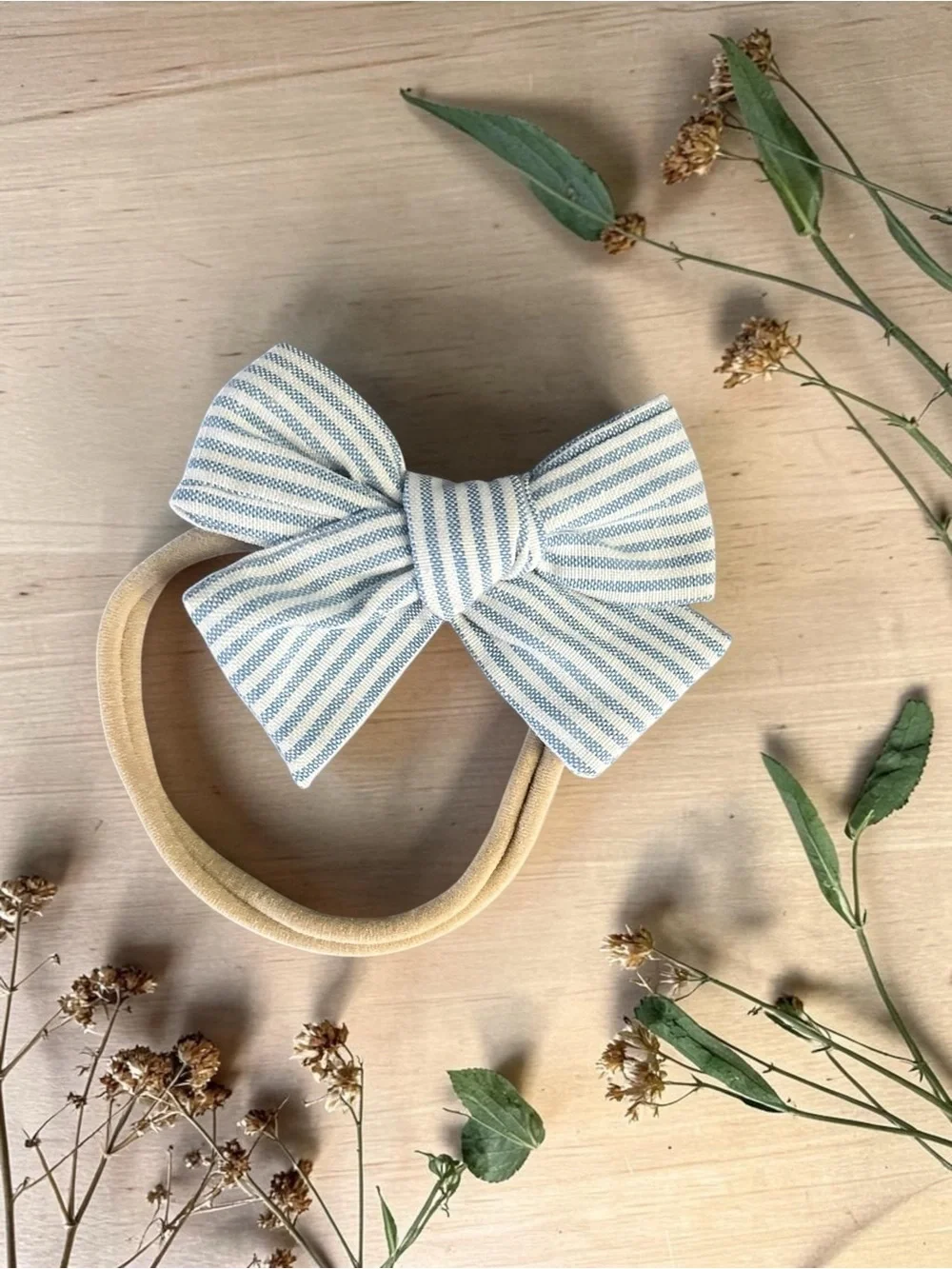 The Summer Bow & Sunnies Set